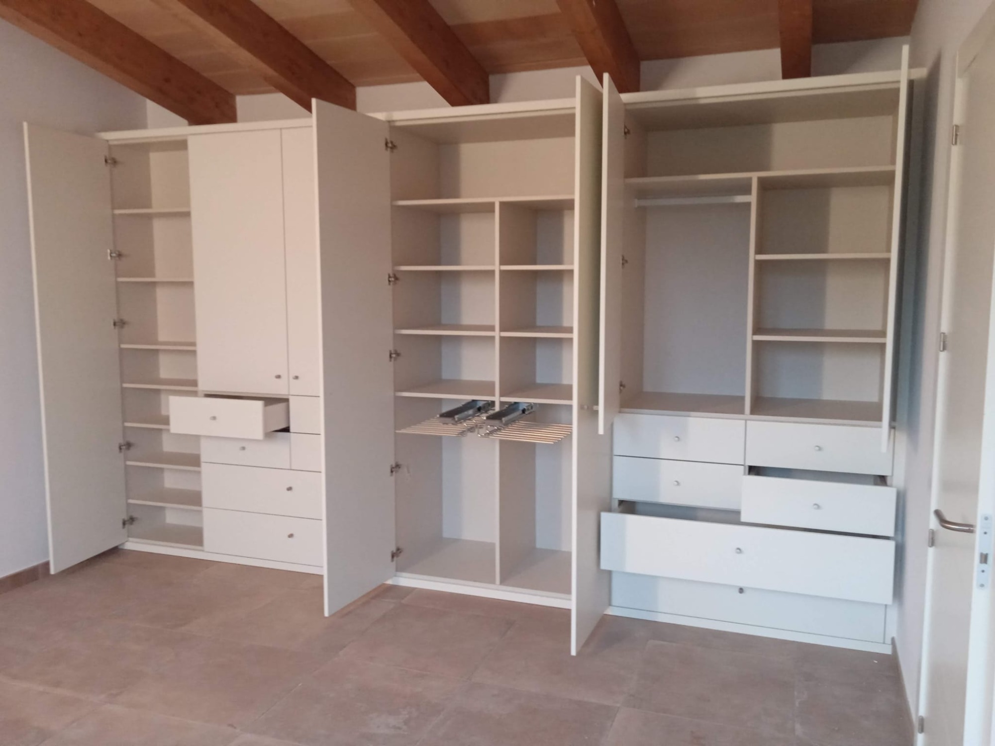 Cuina i armaris vestidors a Sant Esteve de Palautordera